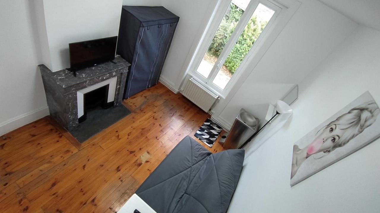 Bed and Breakfast La Batisse De Saint-Chamond Exterior foto